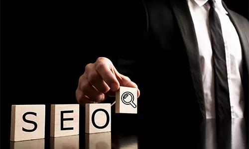 從哪里可以了解seo優(yōu)化外包價(jià)格？